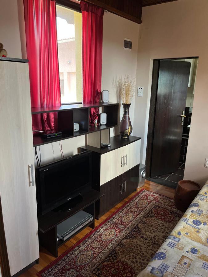 Apartman Jezero Vrutci Užice Εξωτερικό φωτογραφία